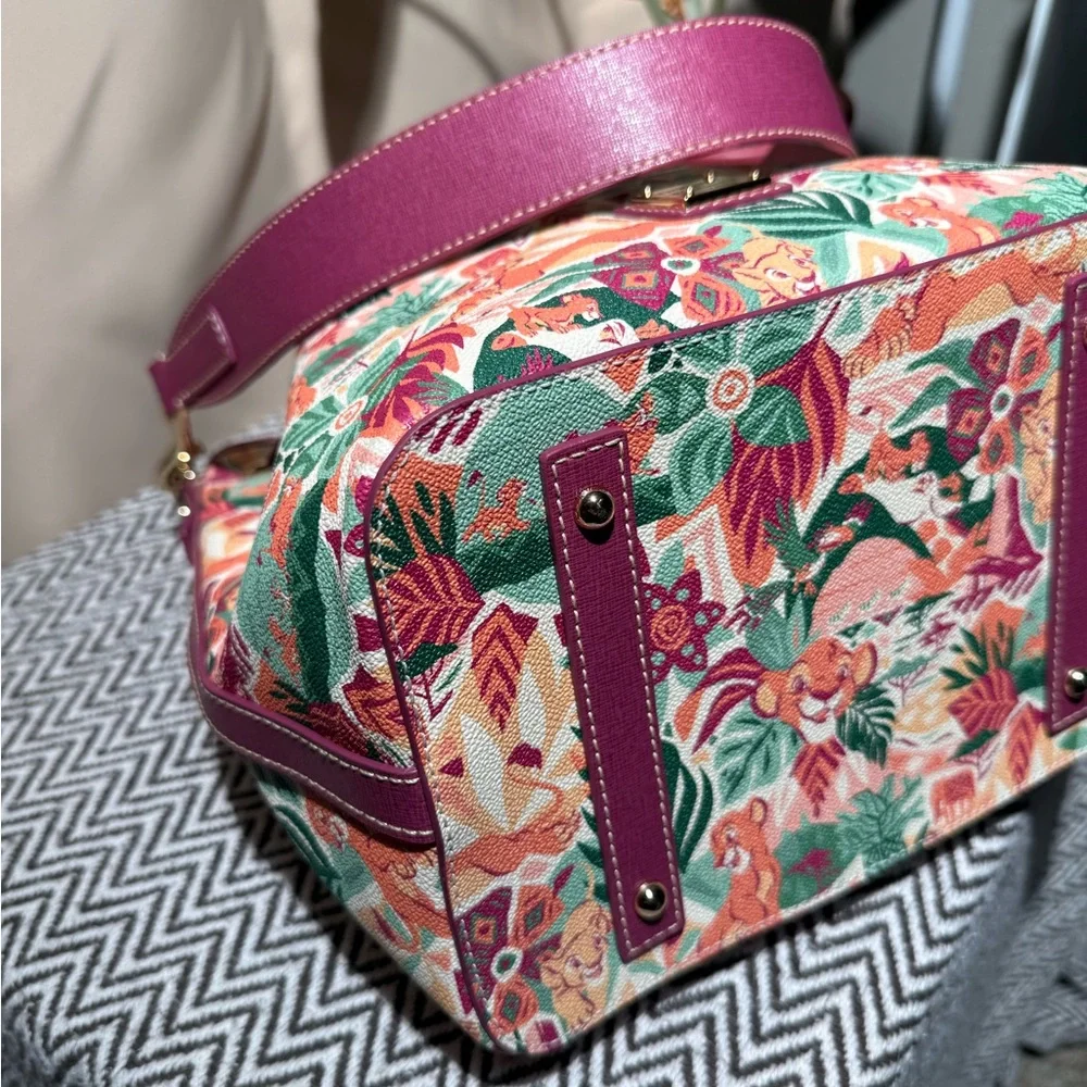 Disney x Dooney & Bourke Lion King 30th Anniversary Bucket Bag - Like New/EUC - Picture 11 of 16